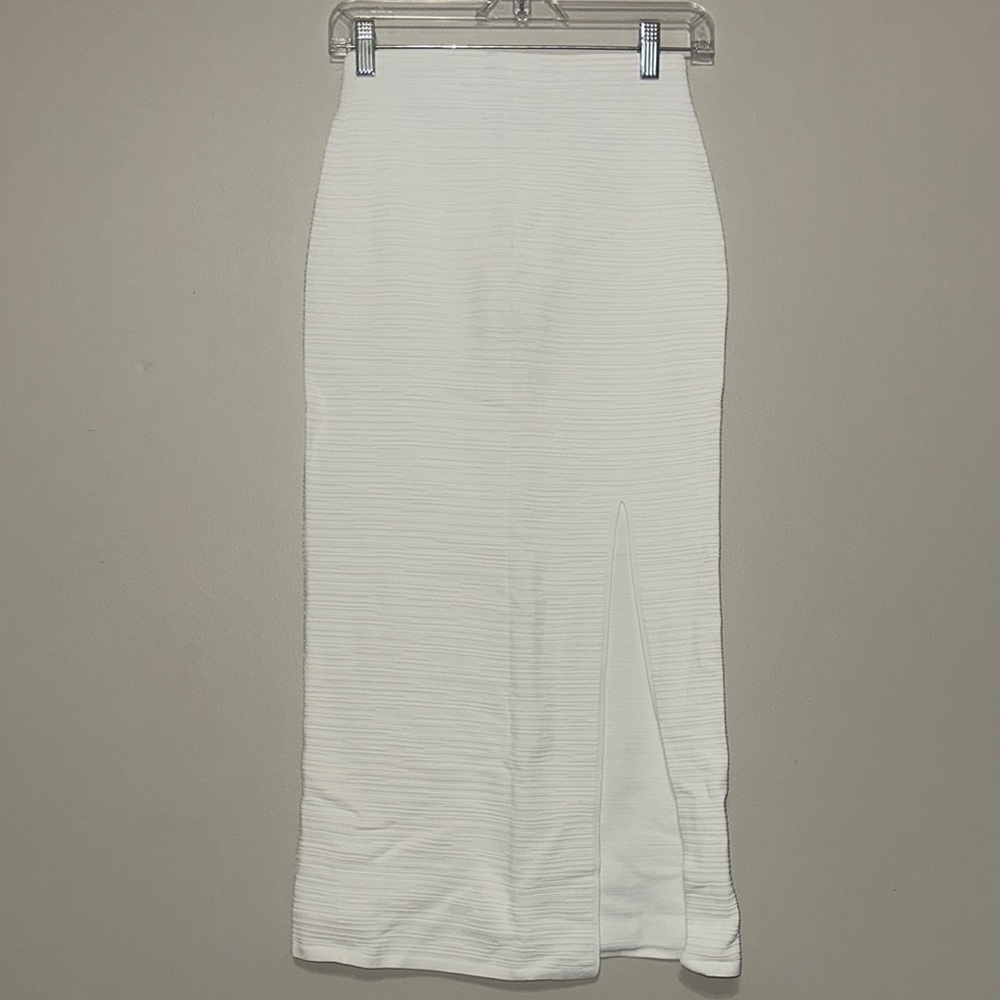 COS Elegant White Maxi Skirt NEW!SIZE IS XS